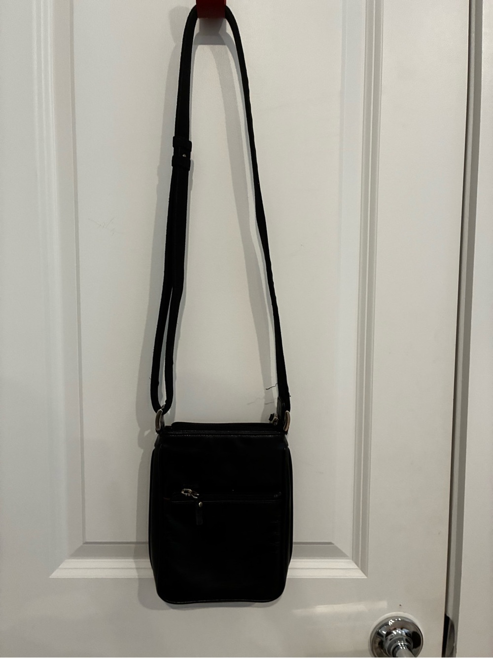 Rare VTG Made in USA Helen Marien Italian Black Leather Crossbody Sage Lining